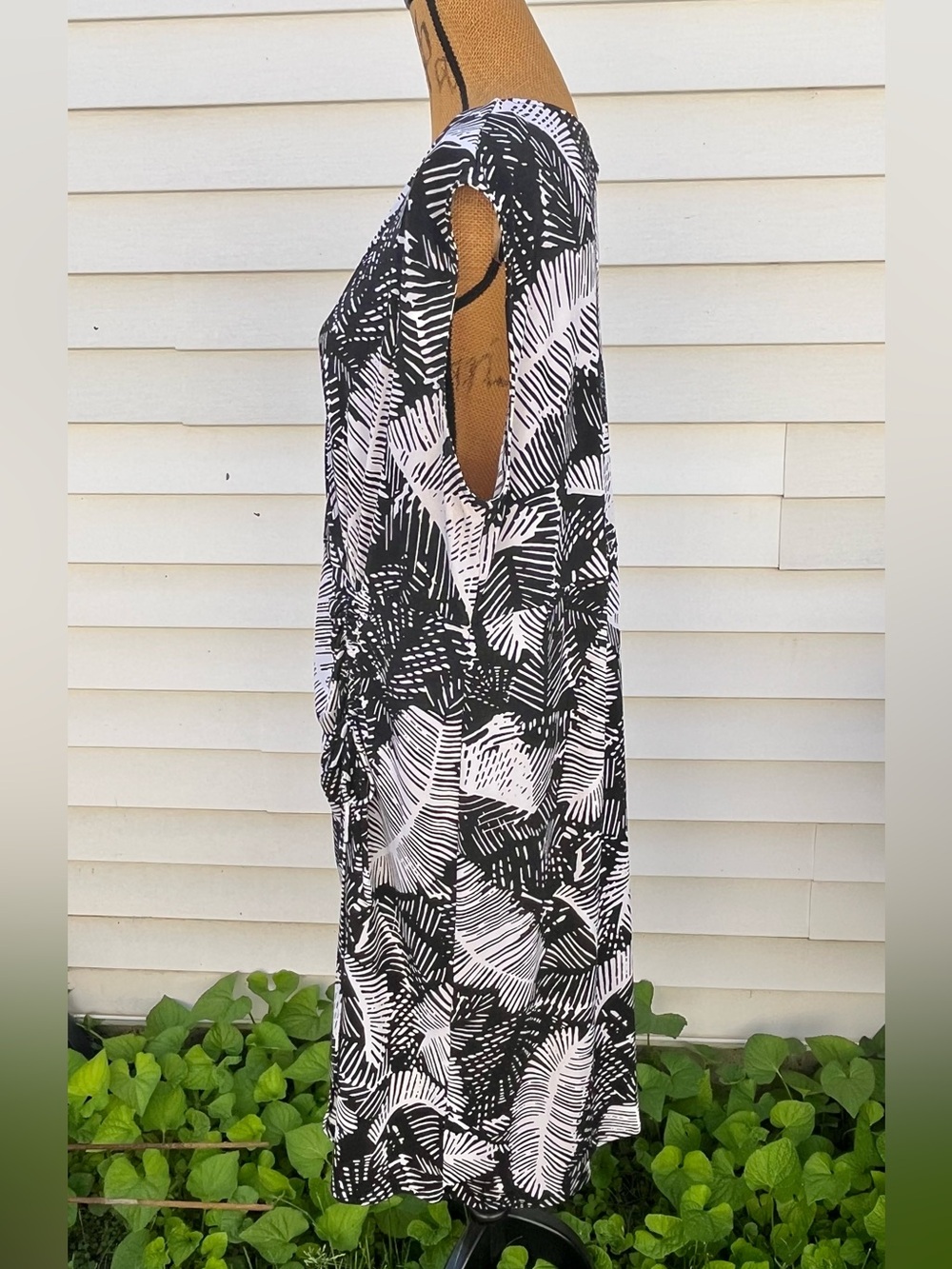 Jones New York Faux Wrap Midi Dress Leaf Print Black White Size 2X - Picture 5 of 12